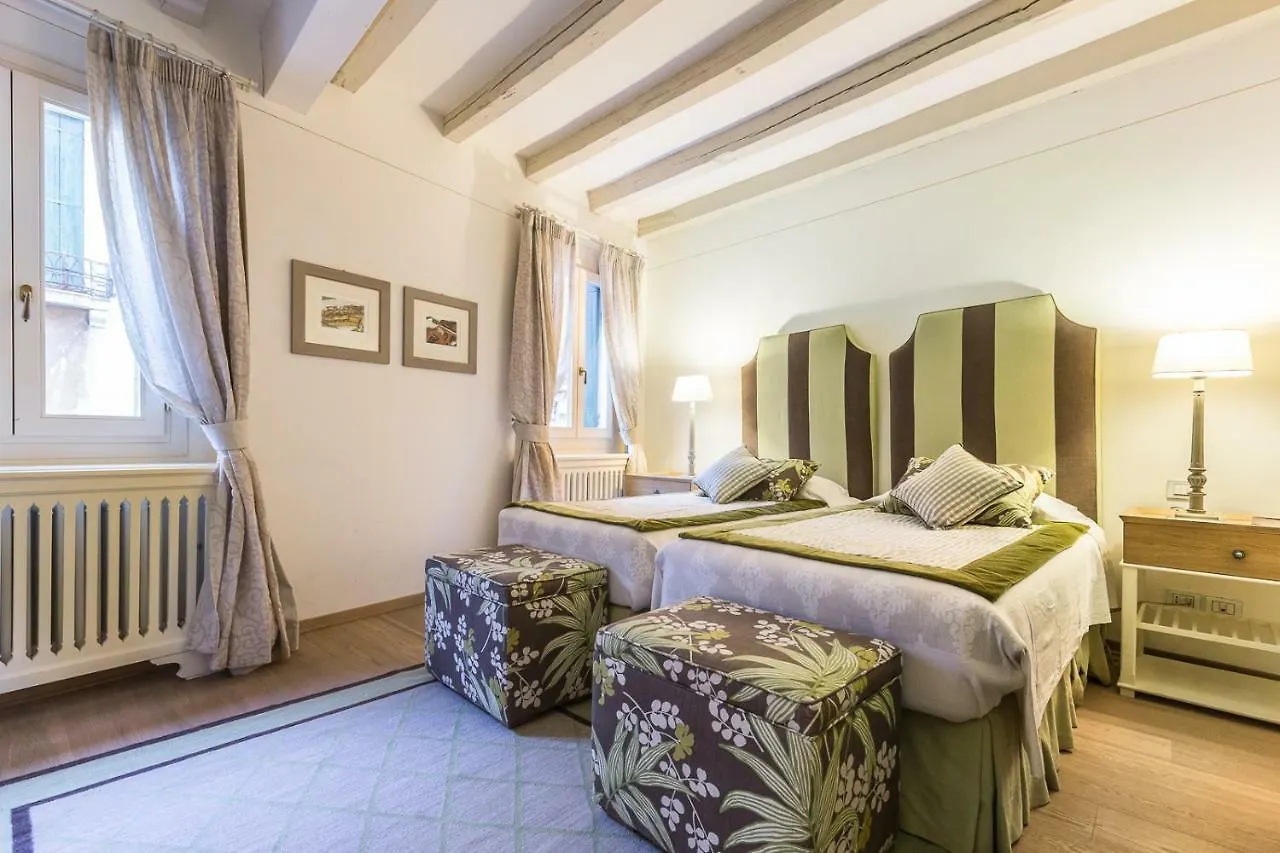 Ca' Del Teatro Terrace In San Marco District Apartment Venice 0*,